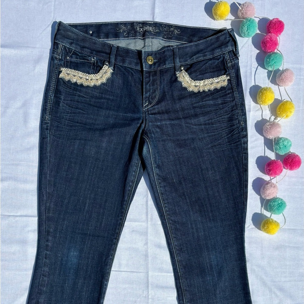 Express, Size 8 Regular, Blue Jeans
